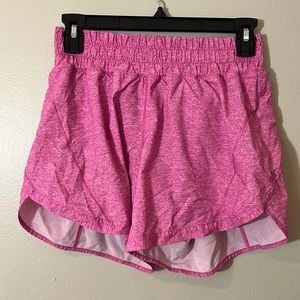 Lululemon track that mid rise 5 inch - size 6 - heathered lux multi sonic pink